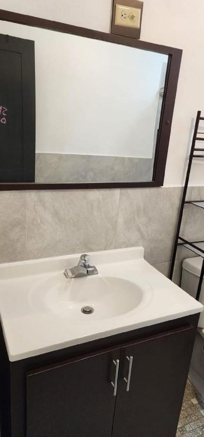 Bright 2Br In Aguadilla 7 Mins To Beaches 2Nd Floor Retreat Camaceyes ภายนอก รูปภาพ